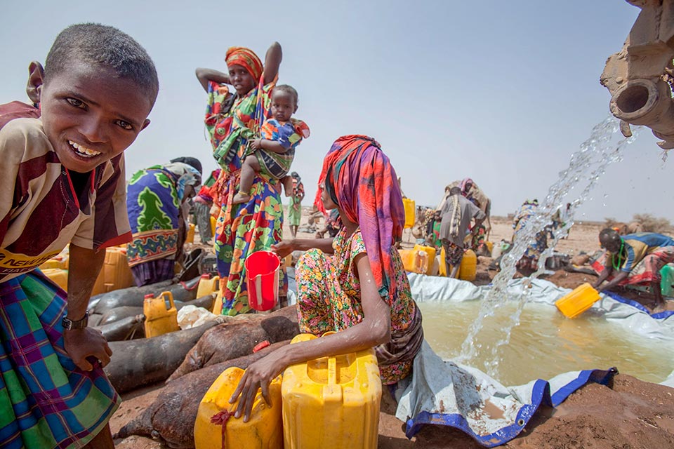 East Africa Drought 2011, water truck