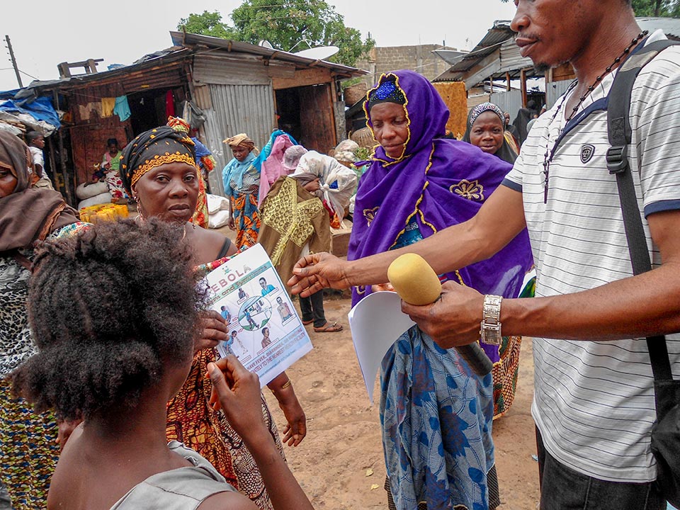 Ebola crisis, informing locals