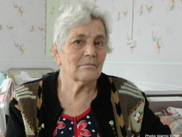 Une femme âgée ukrainienne